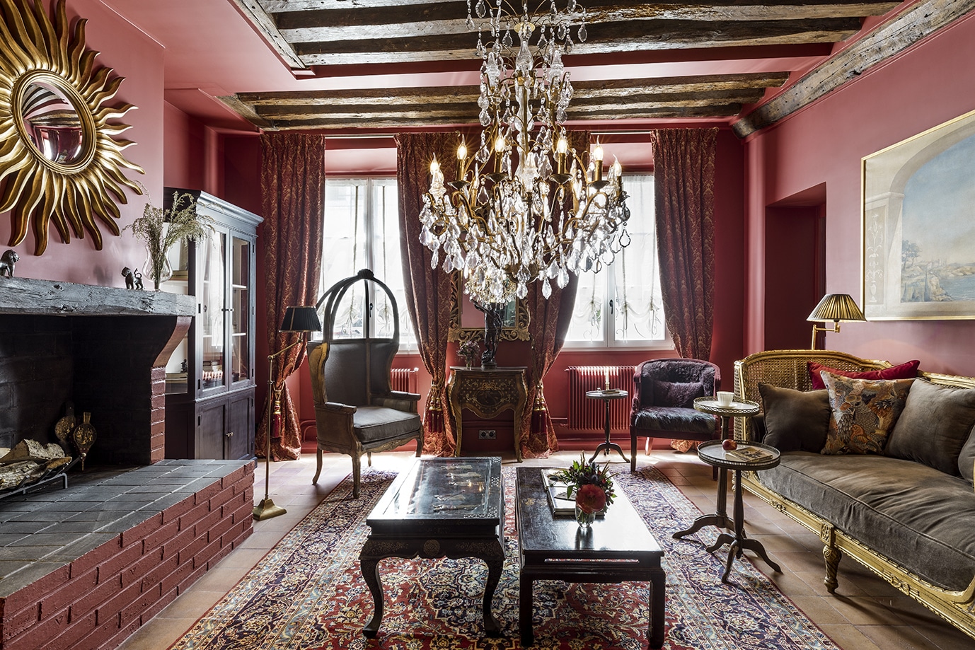 Romantic Paris Apartment in the 11th – Rue de Lappe